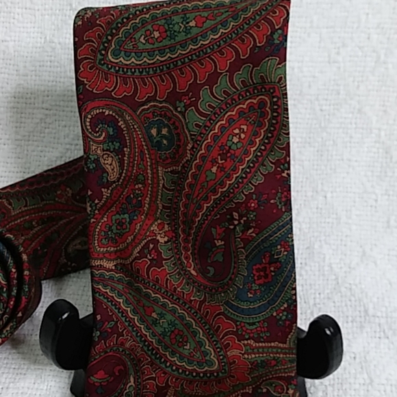 Frank Theak & Roskilly Paisley Tie - Picture 2 of 5